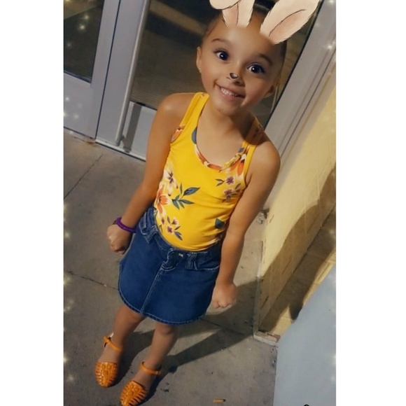 OLD NAVY FLORAL RACER BACK TANKS SIZE XS 5 FITTED - Picture 4 of 5